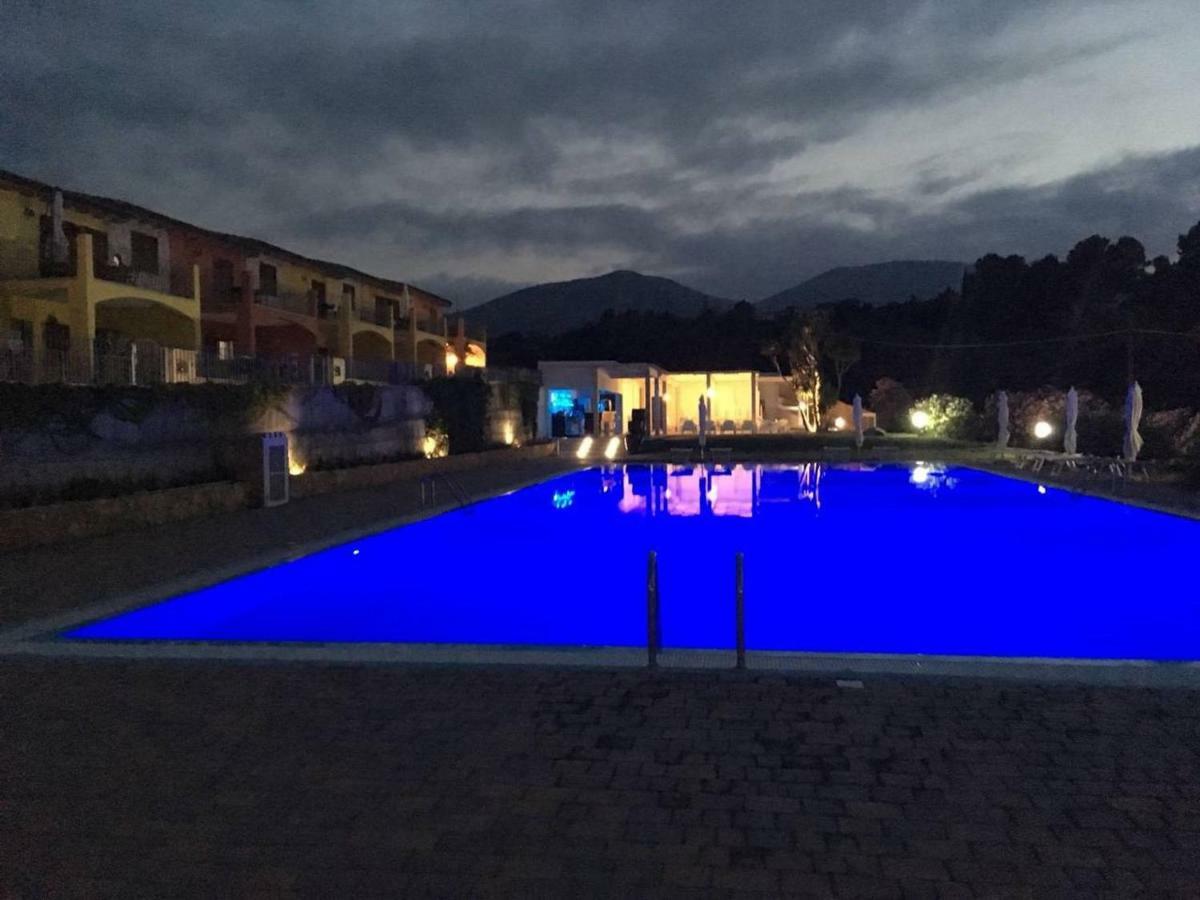 Appartamento Dentro Babai Village 테르테니아 외부 사진