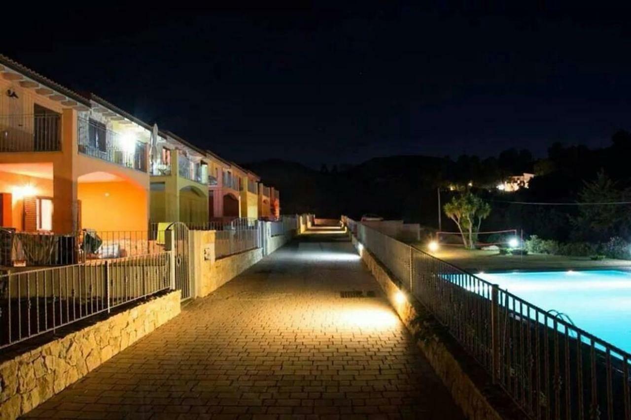 Appartamento Dentro Babai Village 테르테니아 외부 사진